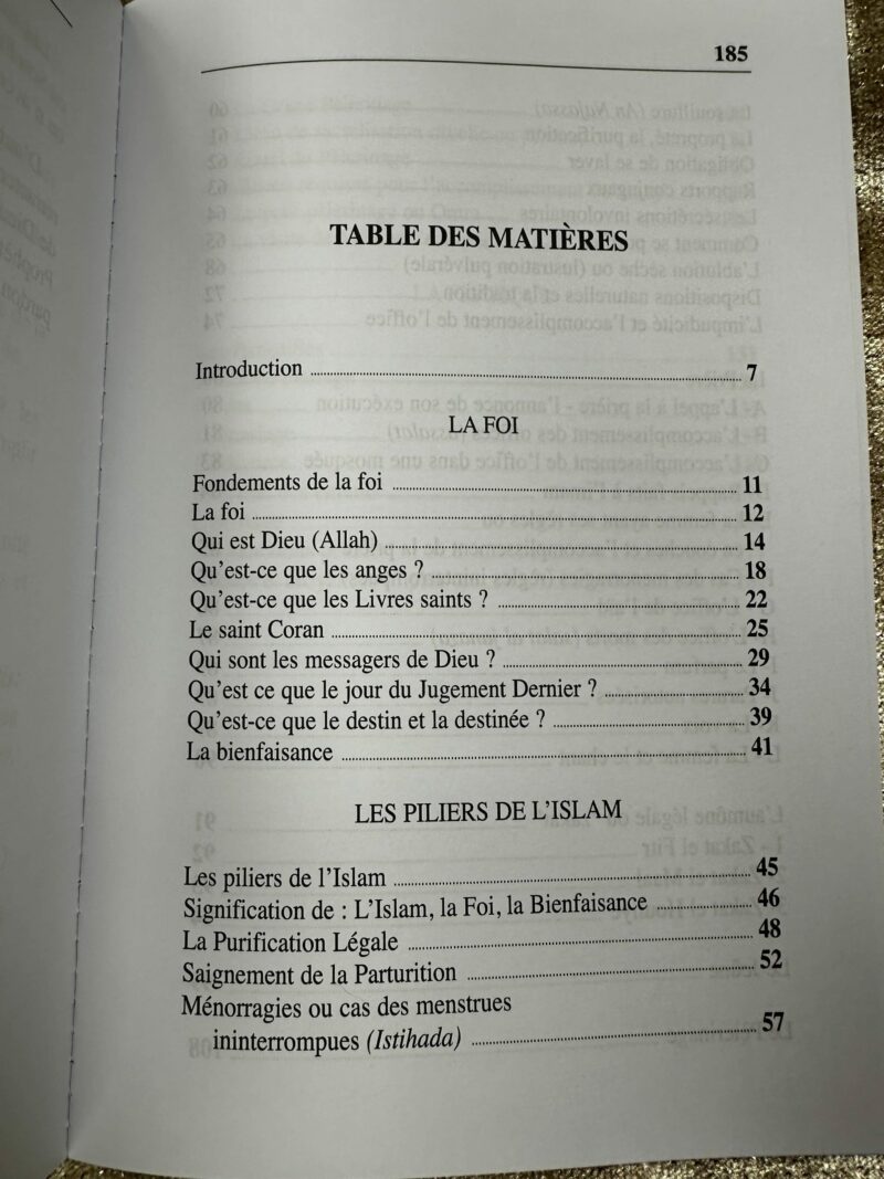 GUIDE DE LA FEMME MUSULMANE - EDITION UNIVERSEL